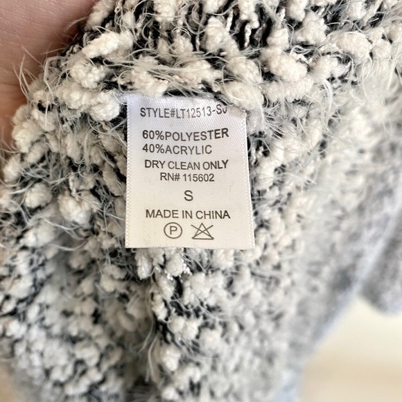 Lush White Gray Long Duster Cardigan Sz S - Picture 7 of 7